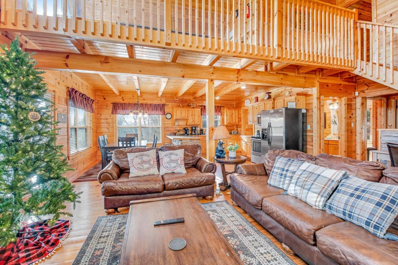 Triple Mountain View Villa Гетлинбург Екстериор снимка