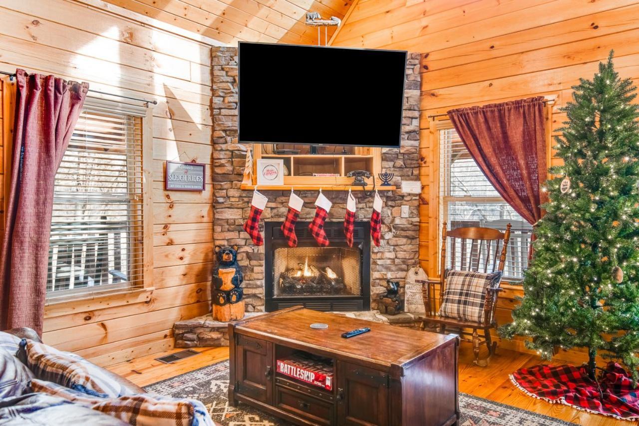 Triple Mountain View Villa Гетлинбург Екстериор снимка