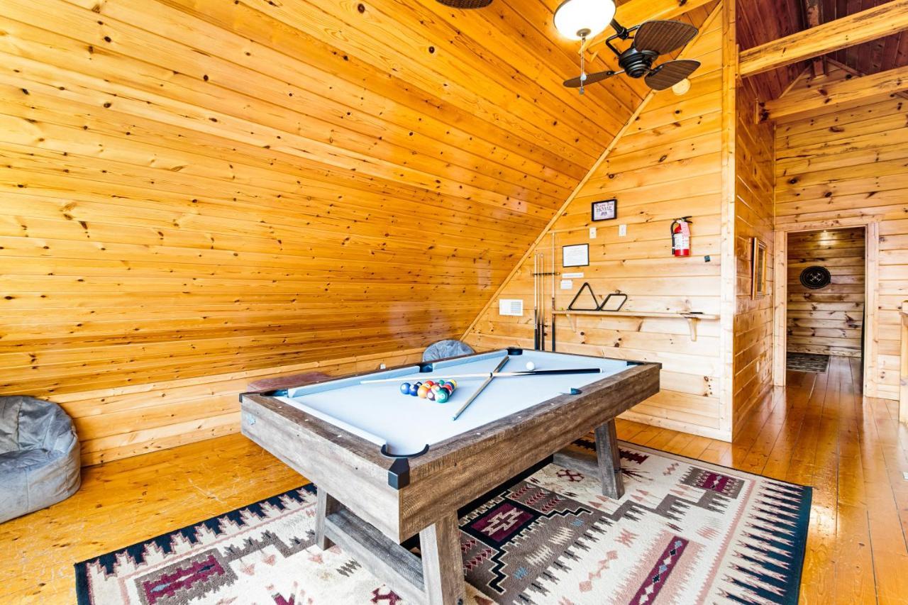 Triple Mountain View Villa Гетлинбург Екстериор снимка