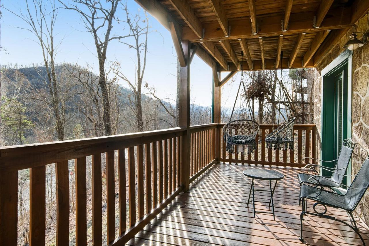 Triple Mountain View Villa Гетлинбург Екстериор снимка